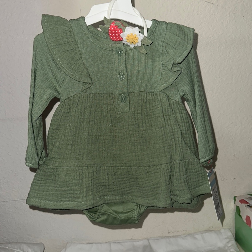 3-6 mo 2 piece girls matching set